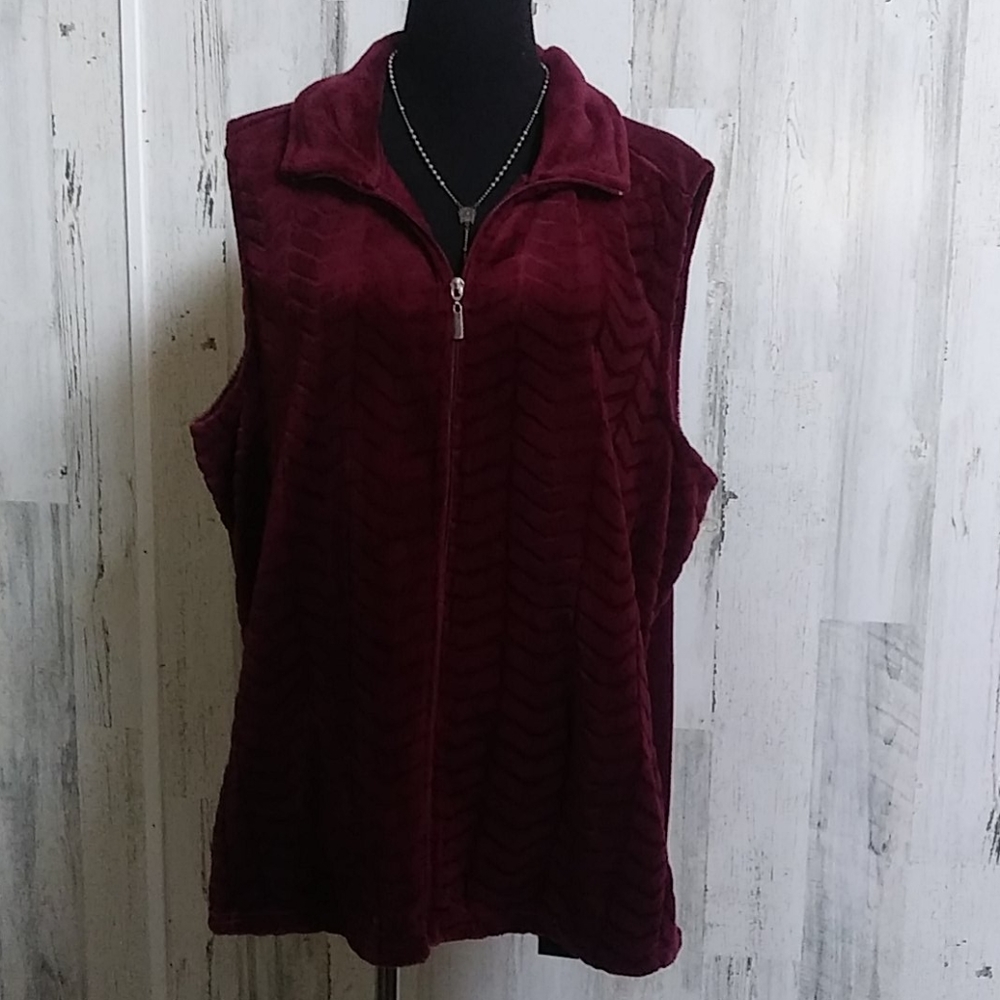 0911 i.b.diffusion Cozy Cut Vest